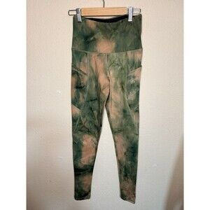 Strut This Women's Leggings Size Medium Side Pockets High Rise Compression Camo